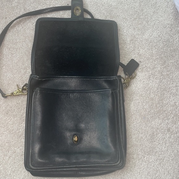 Vintage Coach Crossbody - Picture 3 of 4